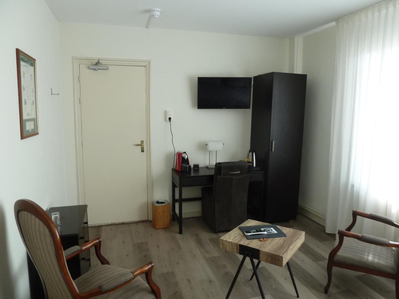 Hotel Centraal Harlingen Ruang foto